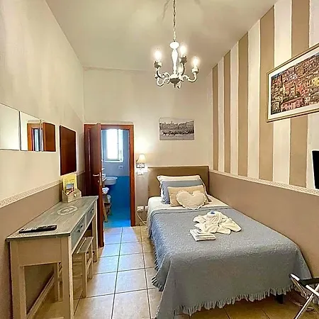 Le Di Livia Siena