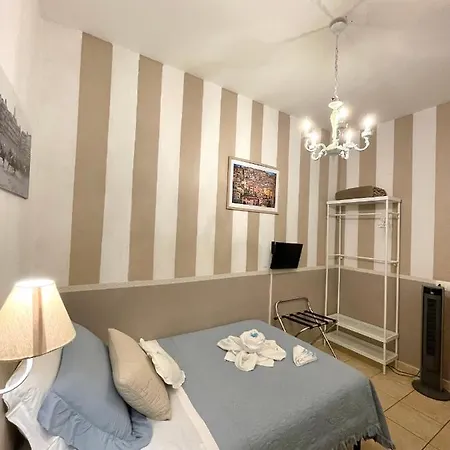 فندق مبيت وإفطار Le Di Livia 3*